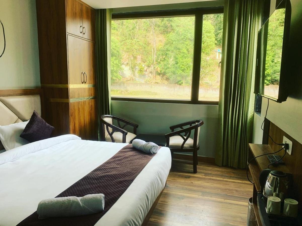 Hotel & Hostel Vimal Ganga Rishīkesh 外观 照片