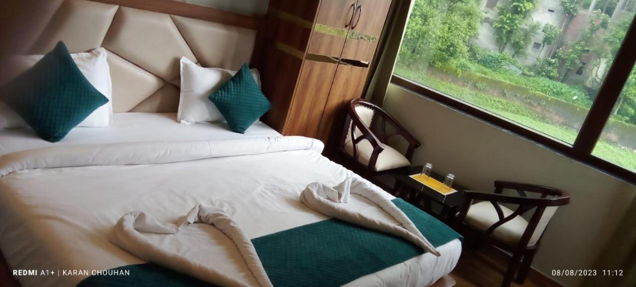 Hotel & Hostel Vimal Ganga Rishīkesh 外观 照片