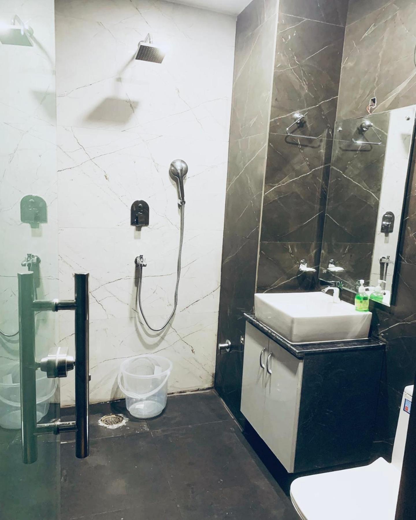 Hotel & Hostel Vimal Ganga Rishīkesh 外观 照片