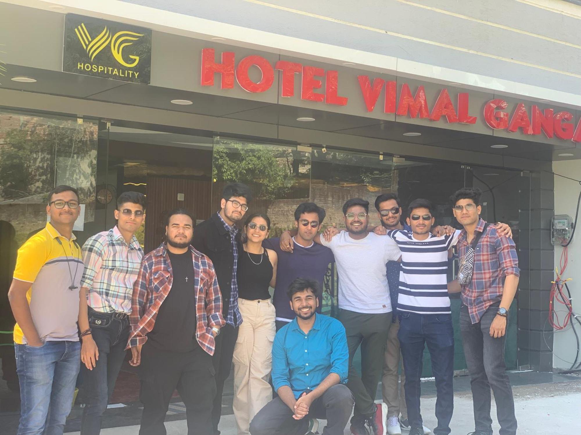 Hotel & Hostel Vimal Ganga Rishīkesh 外观 照片